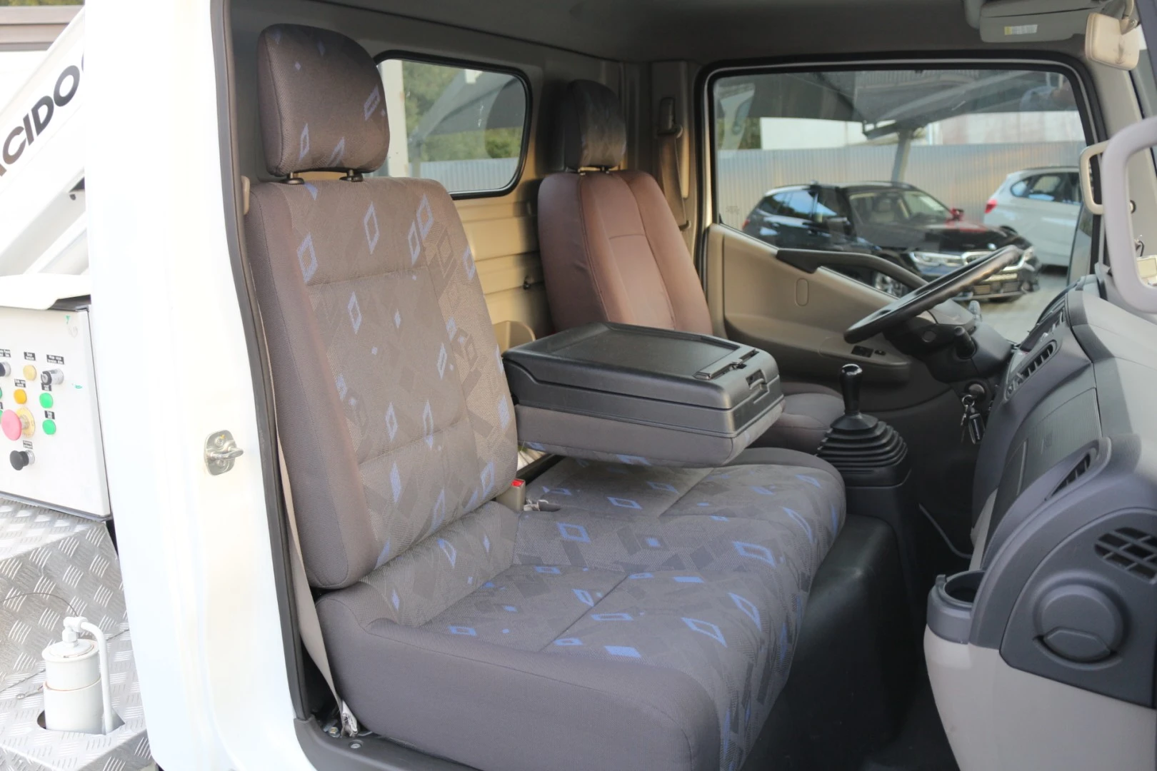 Renault Maxity 2.5 DXi 120
