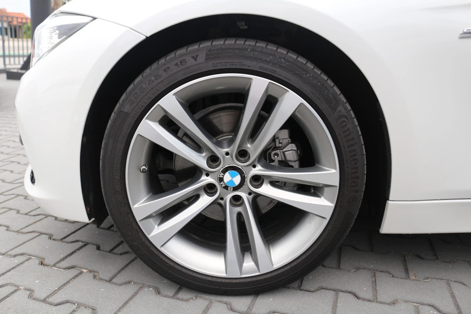 BMW 320 d Touring Line Sport Auto