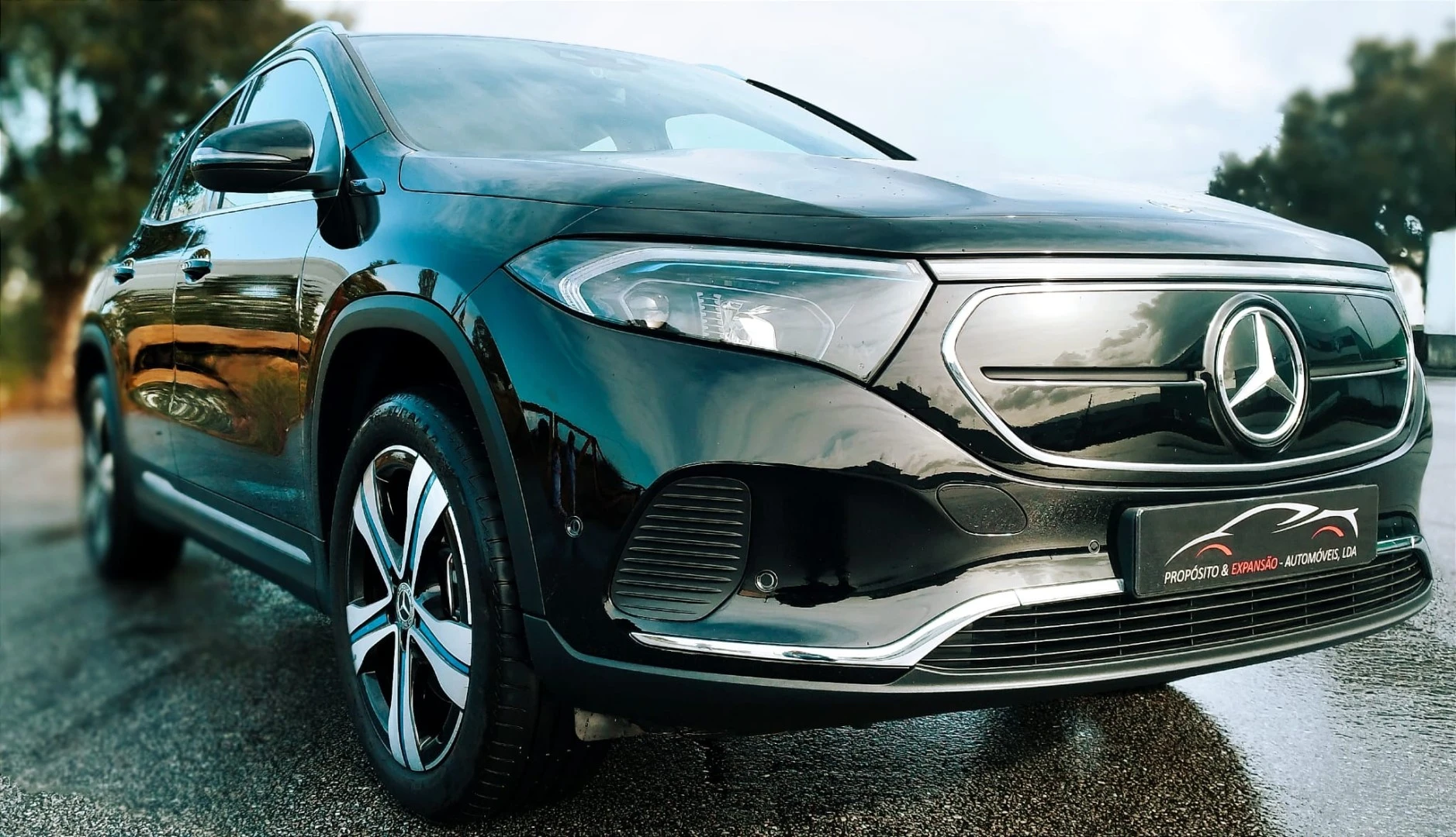 Mercedes-Benz EQA 250 Electric Art