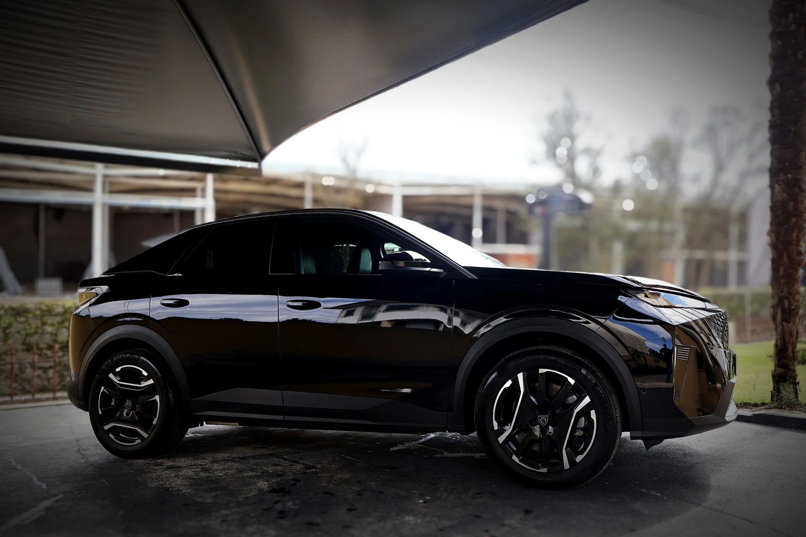 Peugeot E-3008 73 kWh GT