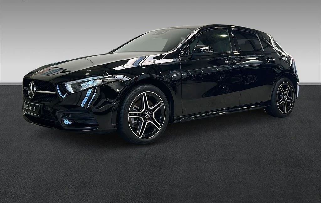 Mercedes-Benz A 250 e AMG Line
