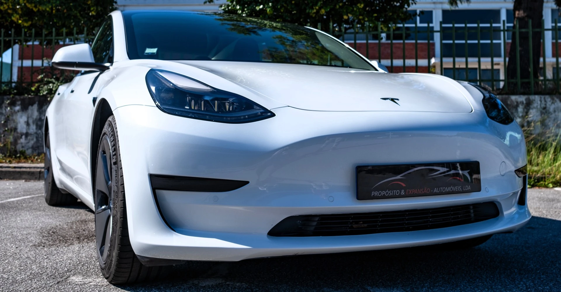 Tesla Model 3 Standard Range Plus RWD