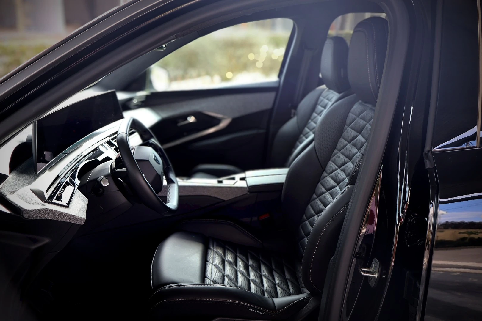 Peugeot E-3008 73 kWh GT
