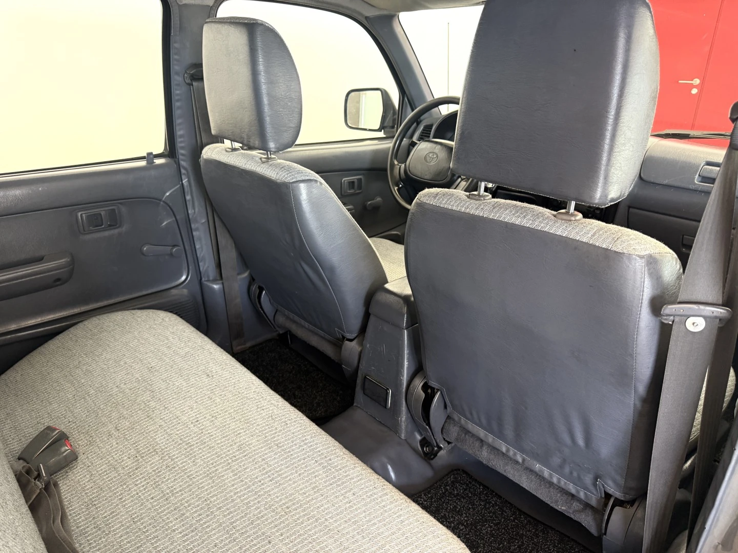 Toyota Hilux 2.4 D LN105L Cx Madeira C.D