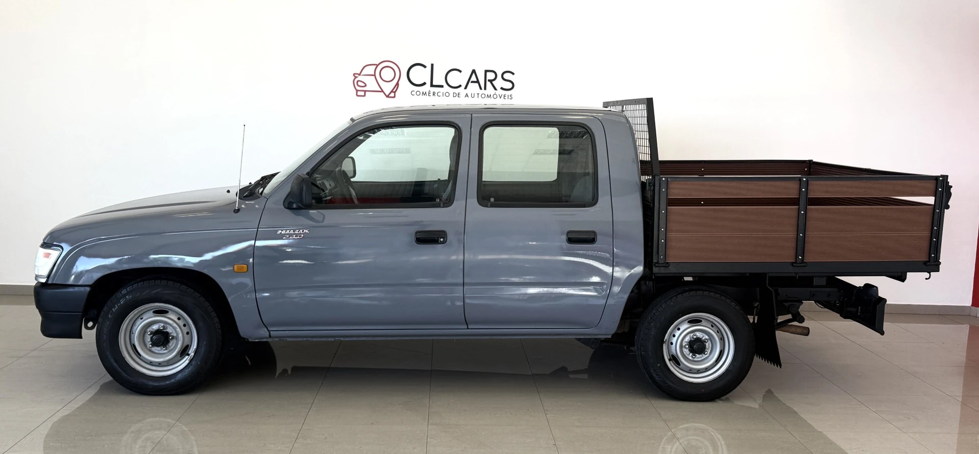 Toyota Hilux 2.4 D LN105L Cx Madeira C.D