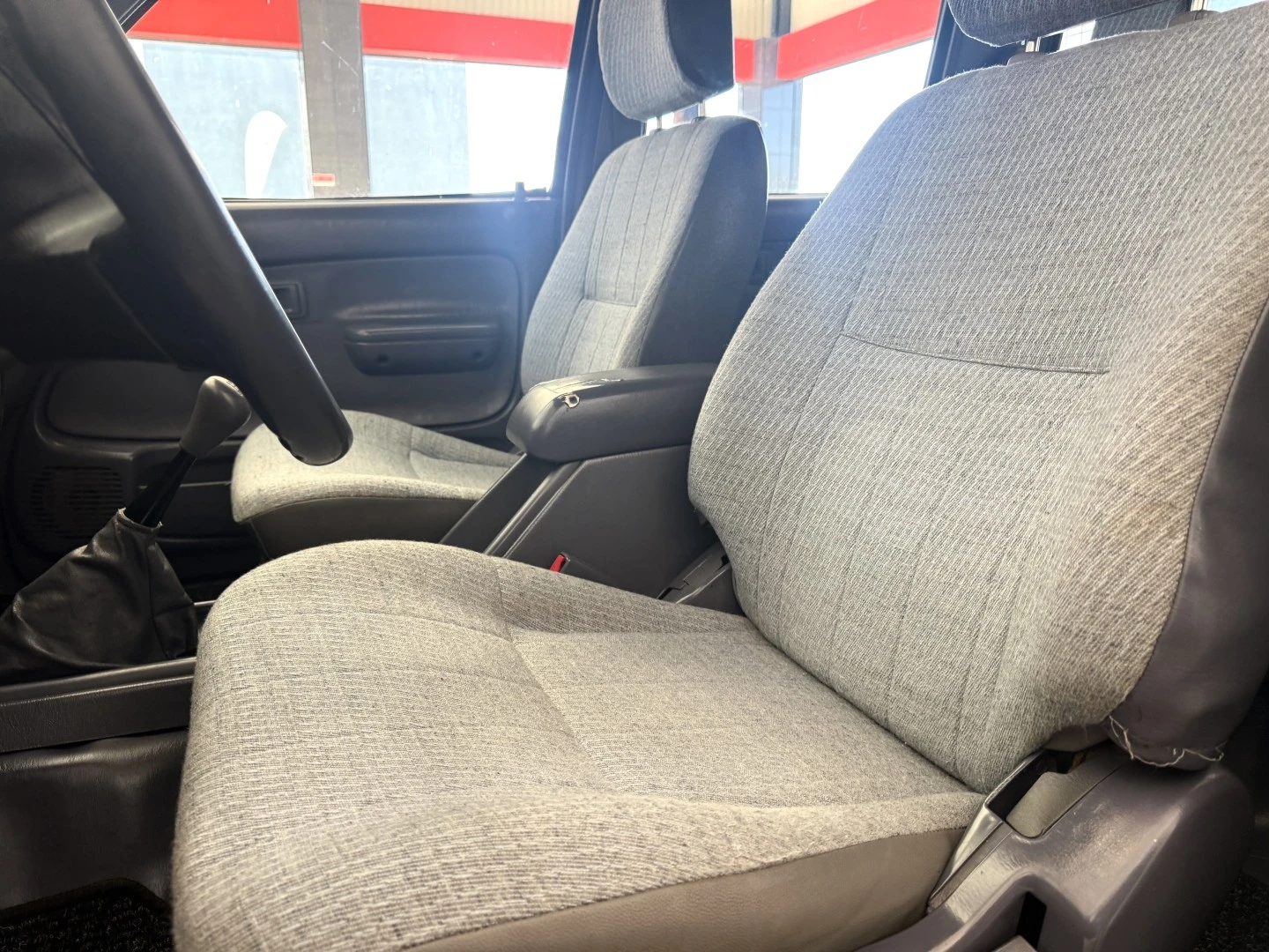 Toyota Hilux 2.4 D LN105L Cx Madeira C.D
