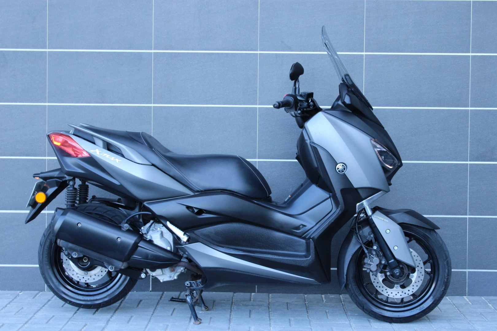 Yamaha X-Max  300