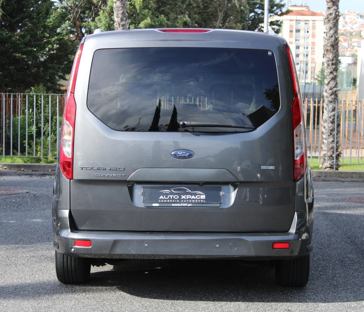 Ford Tourneo Connect Grand 1.5 TDCi Titanium