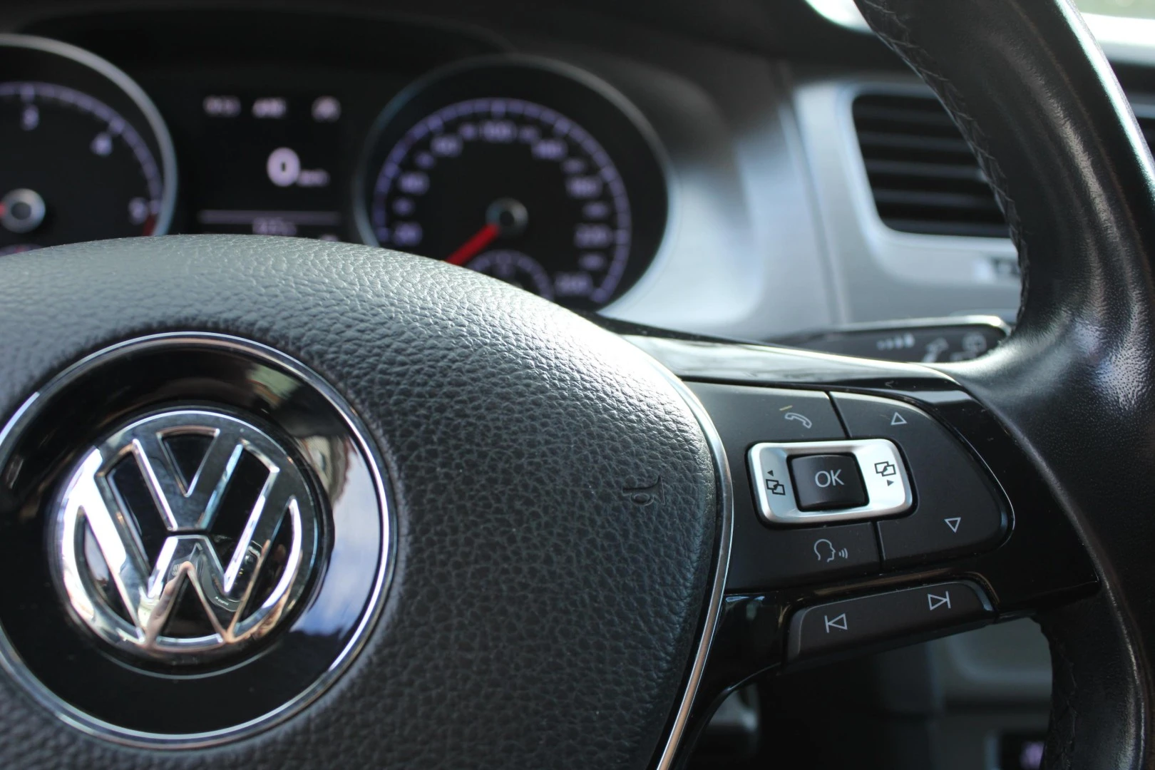 VW Golf Variant 1.6 TDi GPS Edition