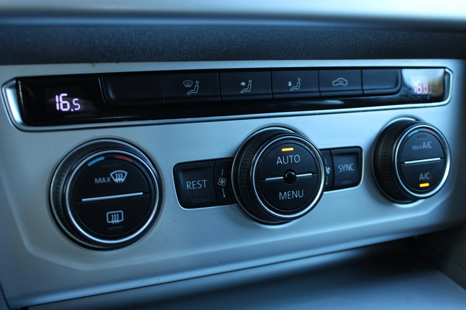 VW Passat Variant 1.6 TDI BlueMotion