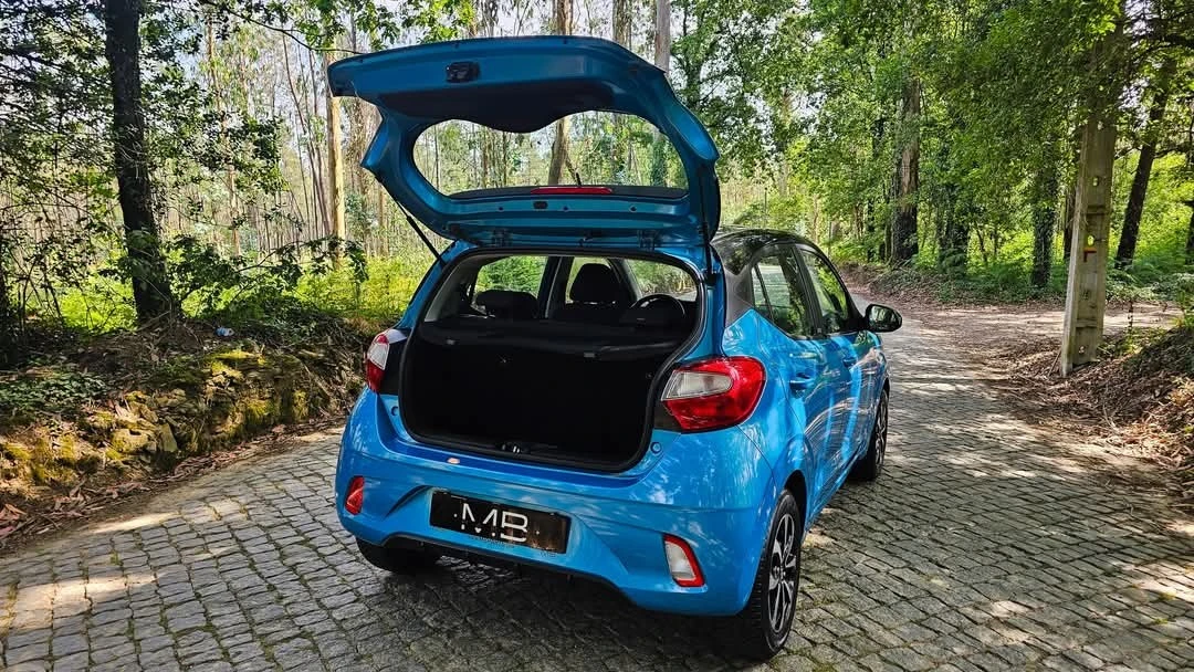 Hyundai i10 1.0 Fifa World Cup Edition