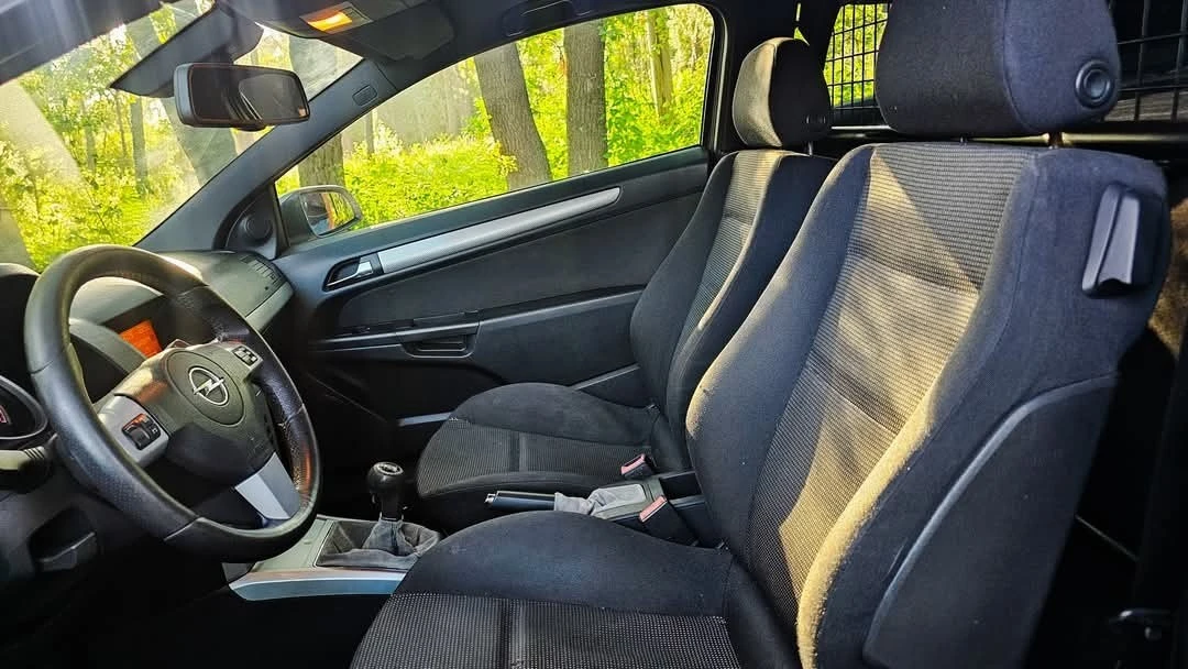 Opel Astra GTC 1.3 CDTi