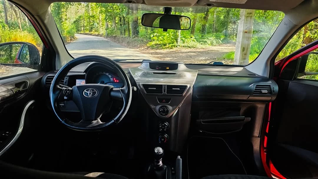 Toyota iQ 1.0 +
