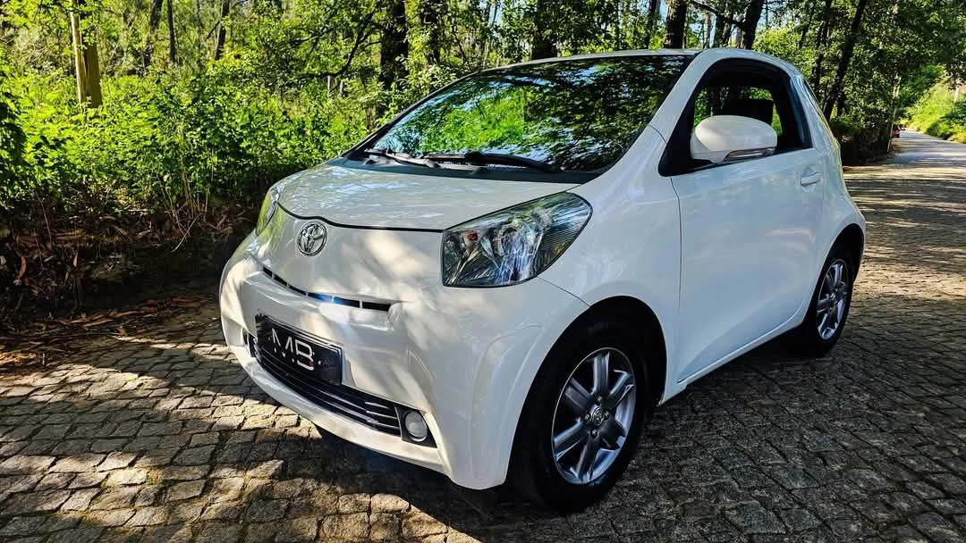 Toyota iQ 1.0 VVT-i Essential+AC