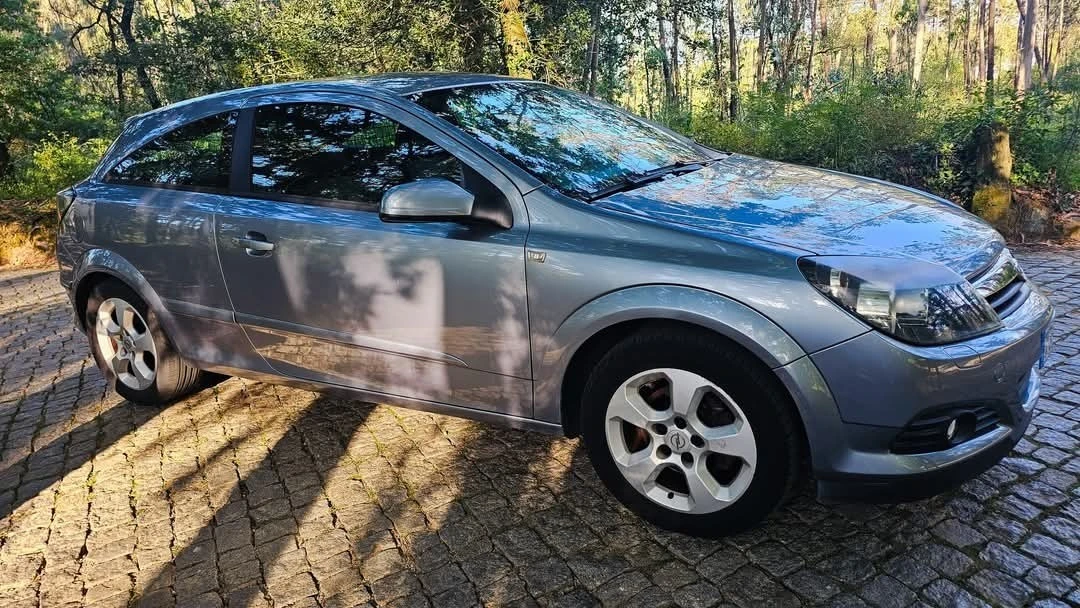 Opel Astra GTC 1.3 CDTi