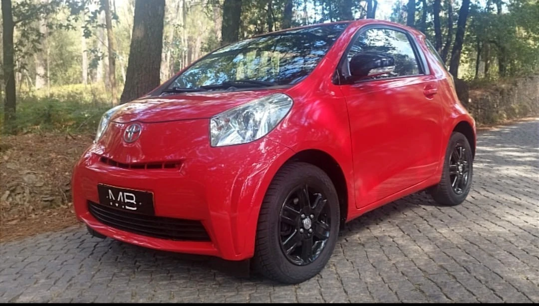 Toyota iQ 1.0 +