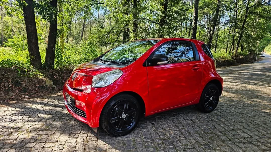 Toyota iQ 1.0 +