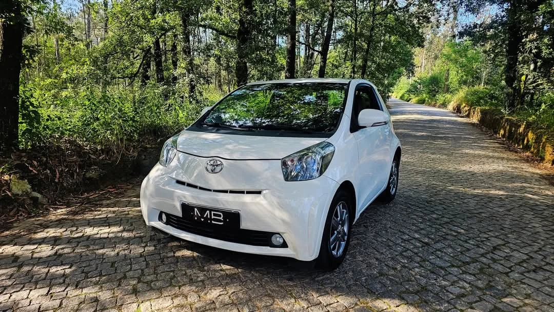 Toyota iQ 1.0 VVT-i Essential+AC