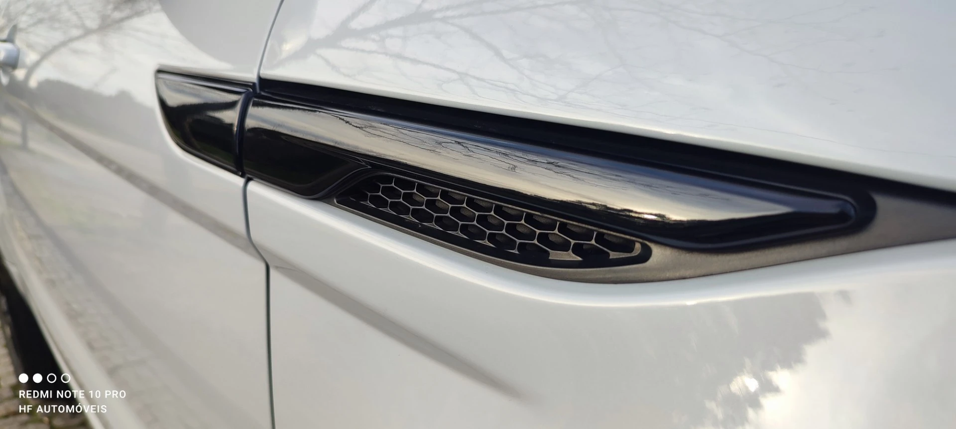 Land Rover Range Rover Evoque 2.0 D180 AWD R-Dynamic Auto