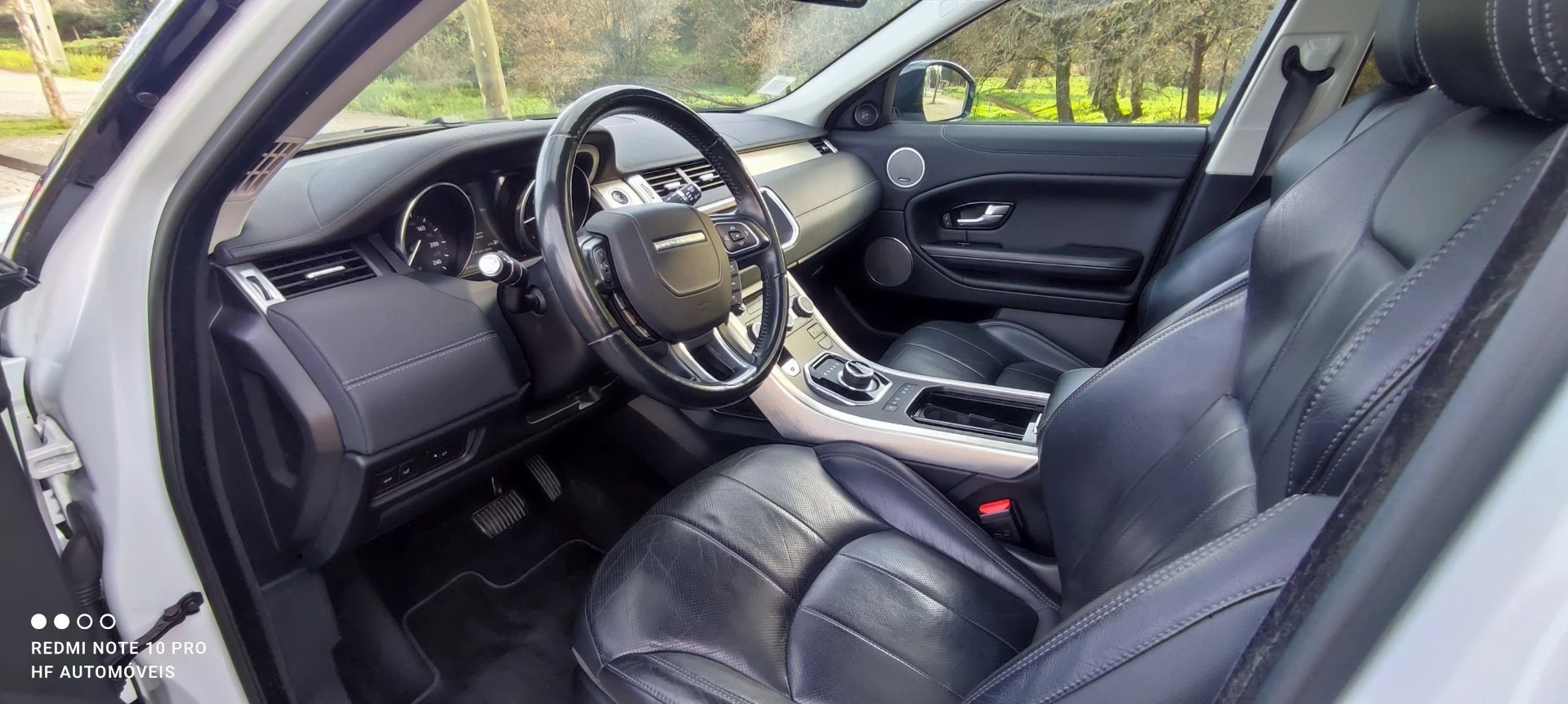 Land Rover Range Rover Evoque 2.0 D180 AWD R-Dynamic Auto