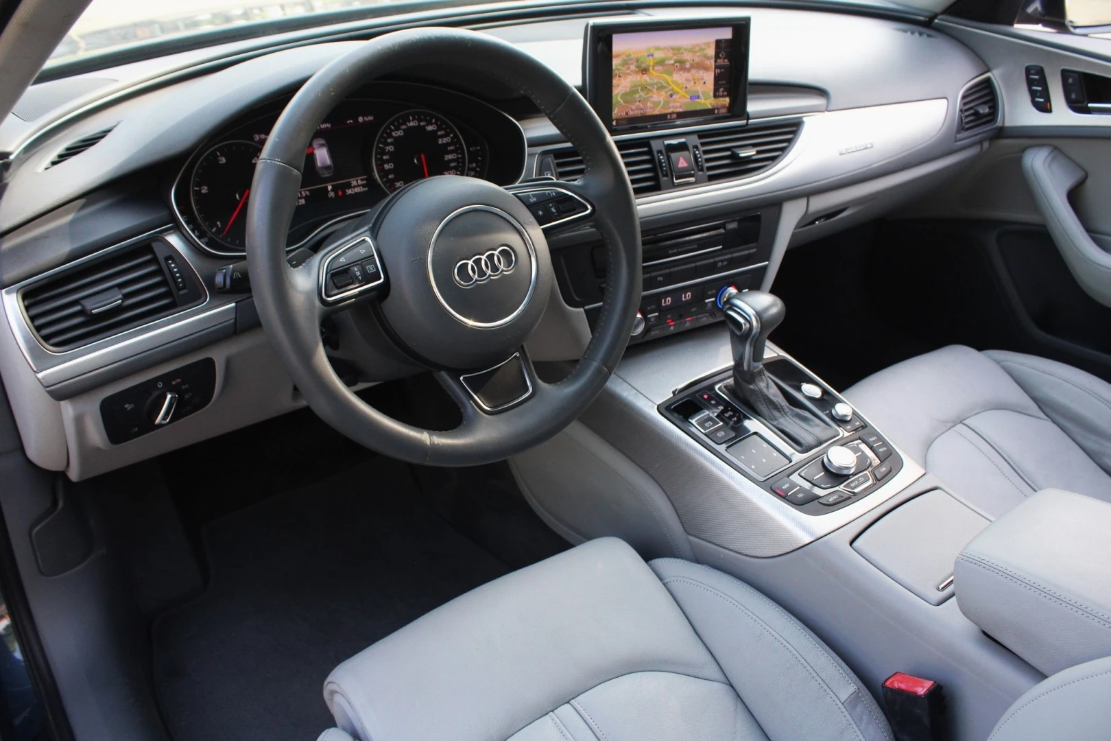 Audi A6 Avant 3.0 TDi V6 quattro Sport S tronic
