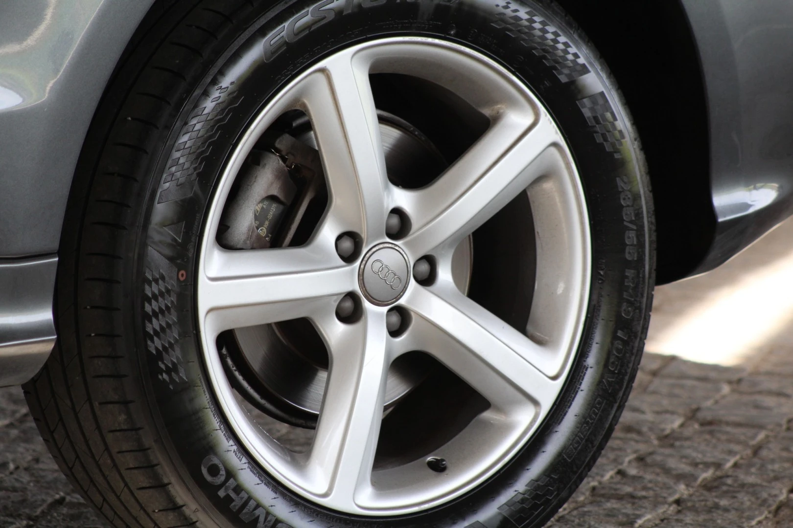Audi Q5 3.0 TDi quattro S-line S-tronic
