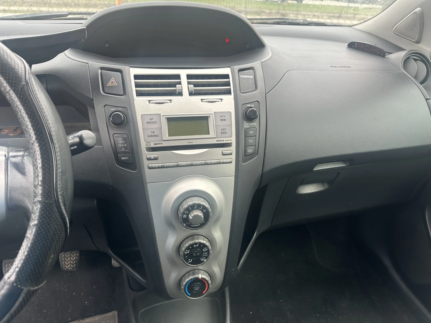 Toyota Yaris 1.0 VVT-i Rock in Rio 08