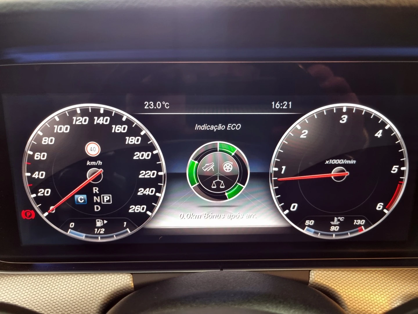 Mercedes-Benz E 220 AMG Line