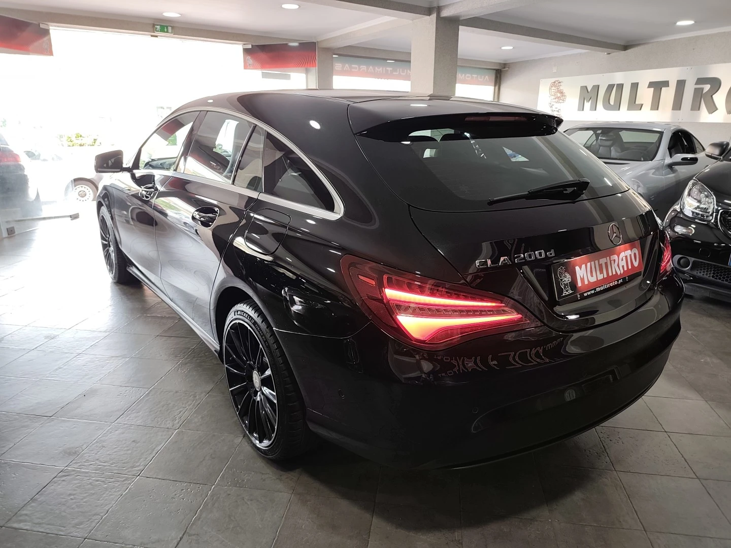 Mercedes-Benz CLA 200 d Shooting Brake Urban