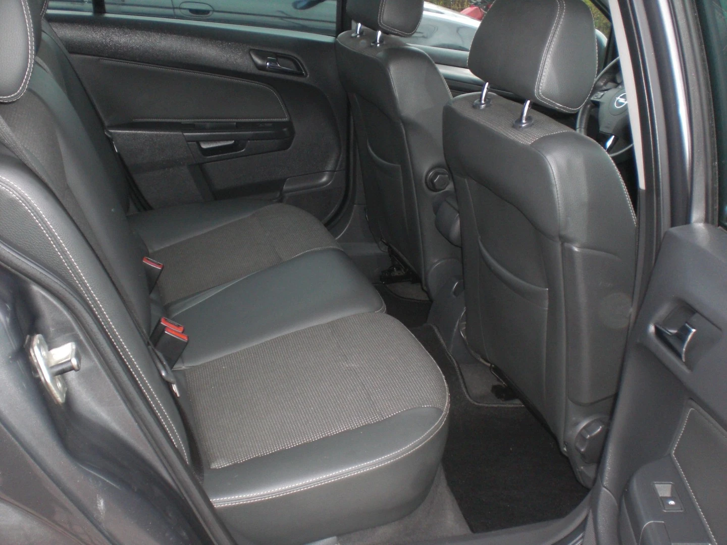 Opel Astra Caravan 1.7 CDTi Cosmo ecoFLEX