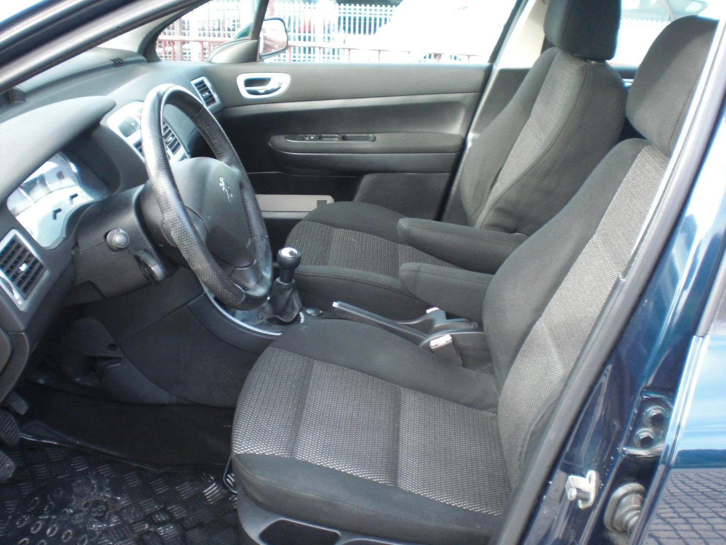 Peugeot 307 1.6 HDi SE Navteq
