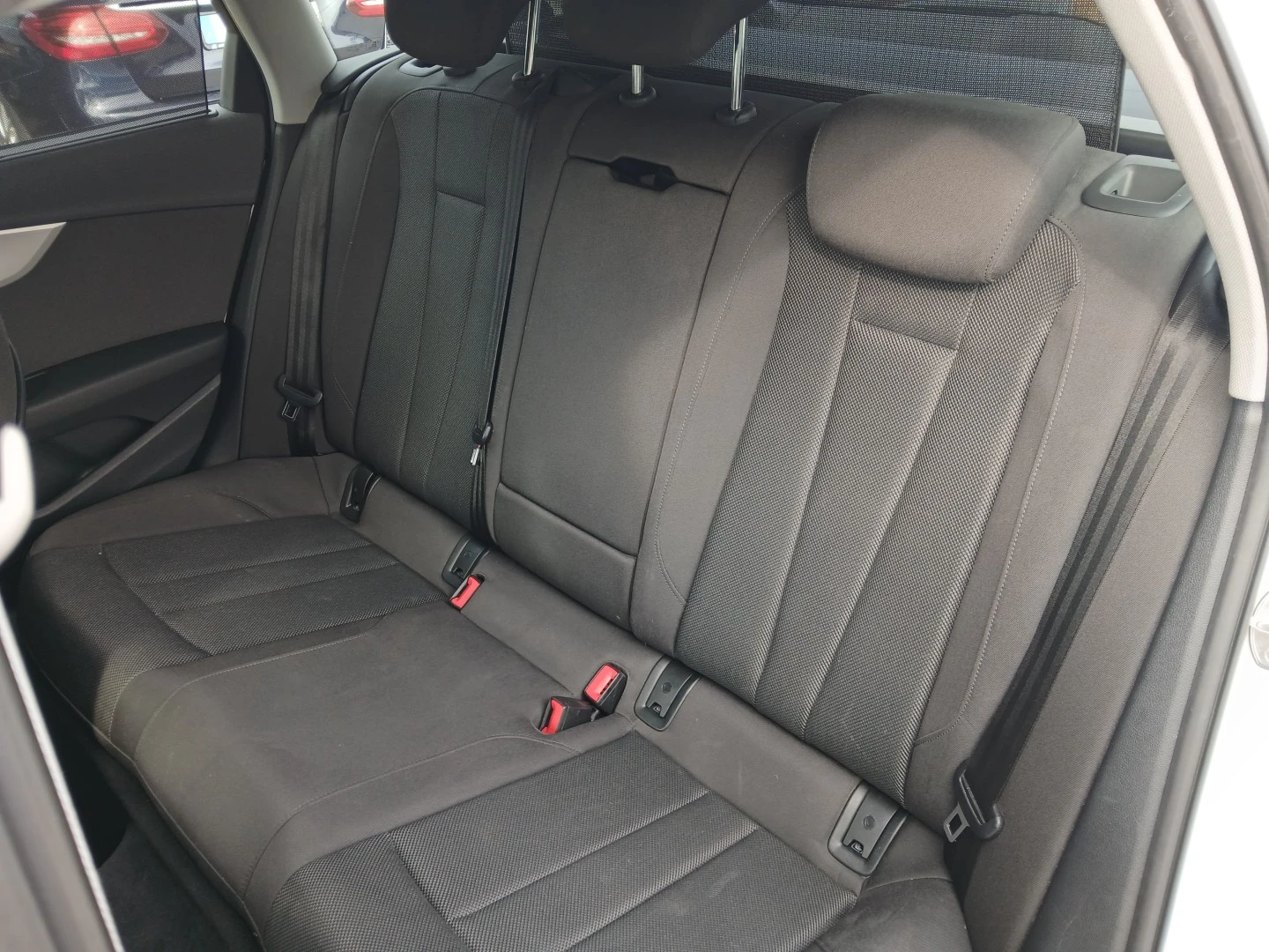 Audi A4 Avant 35 TDI S tronic