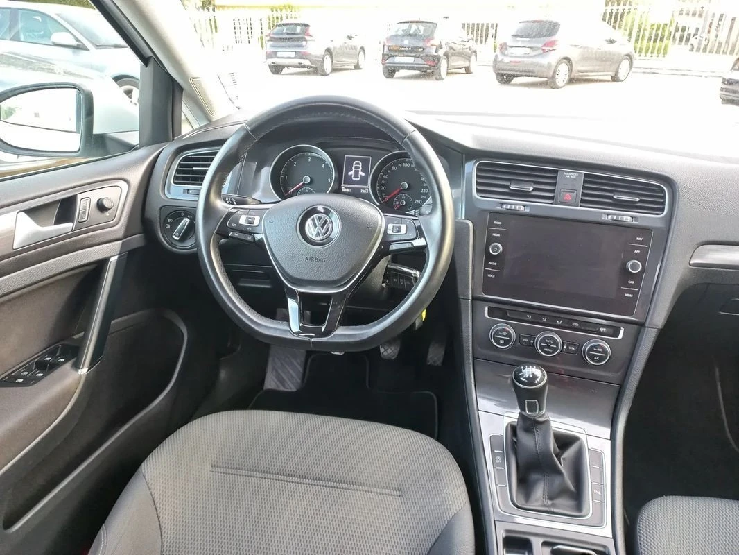 VW Golf 1.6 TDi Confortline
