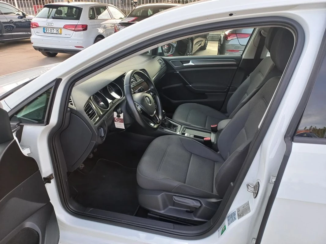 VW Golf 1.6 TDi Confortline