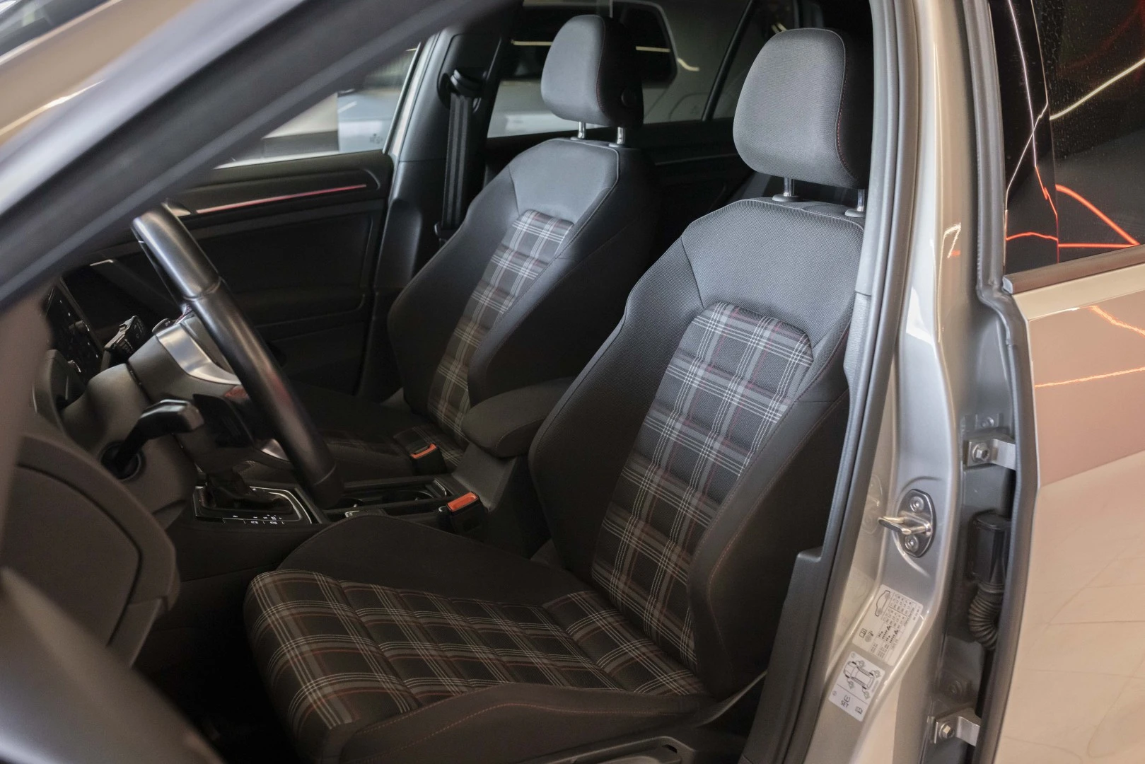 VW Golf GTI 2.0 TSI OPF DSG Performance