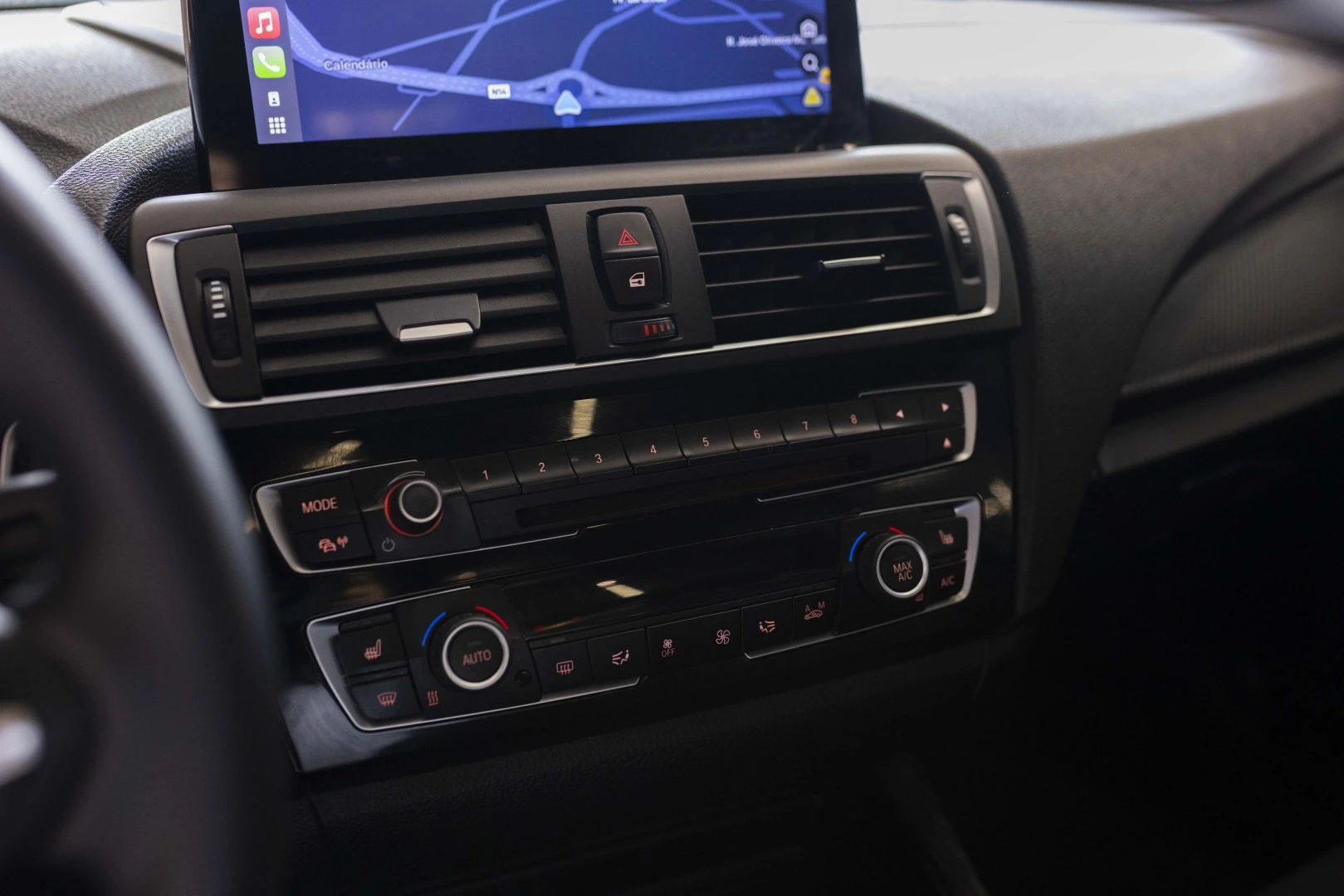 BMW 220 i Coupe Pack M