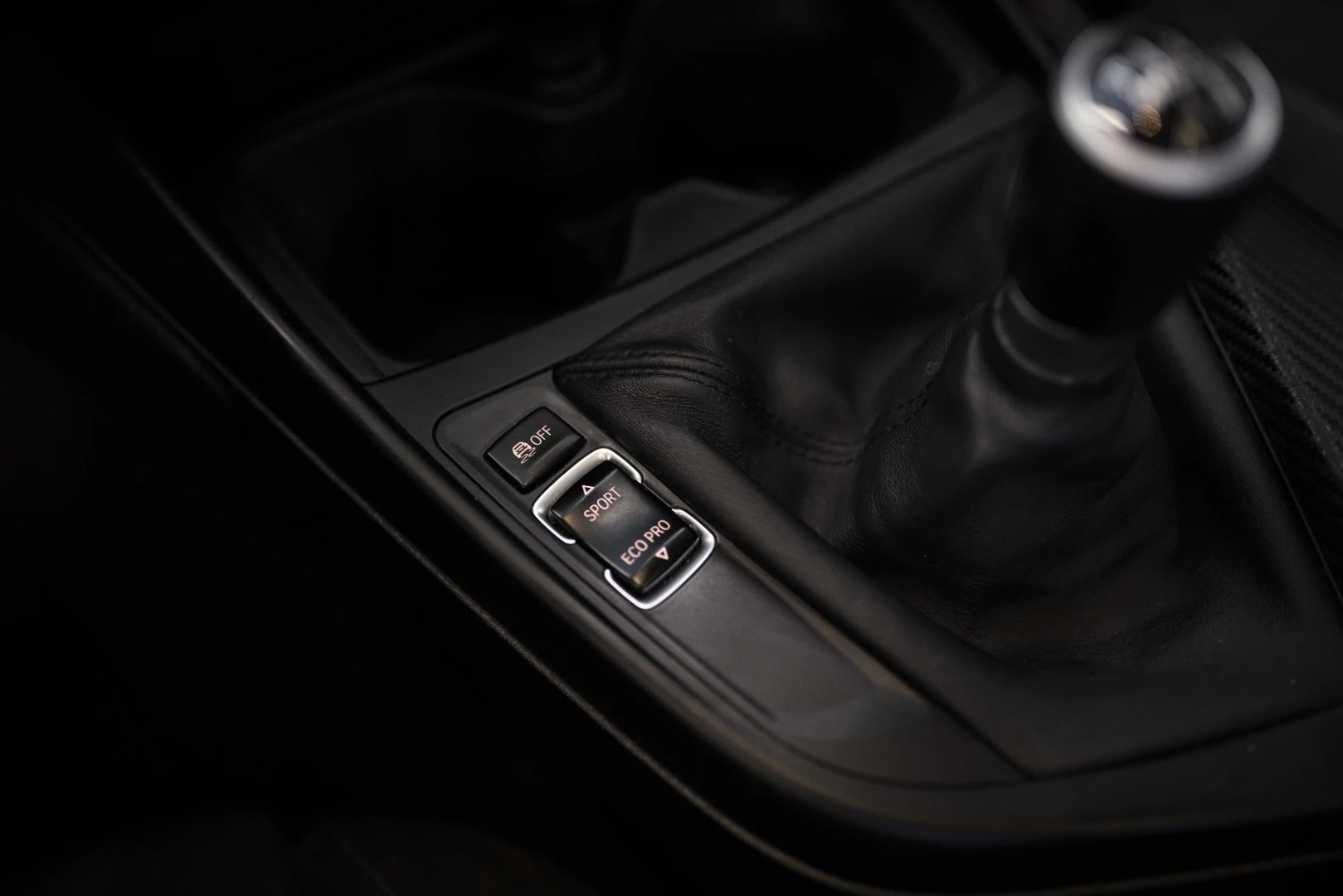 BMW 220 i Coupe Pack M
