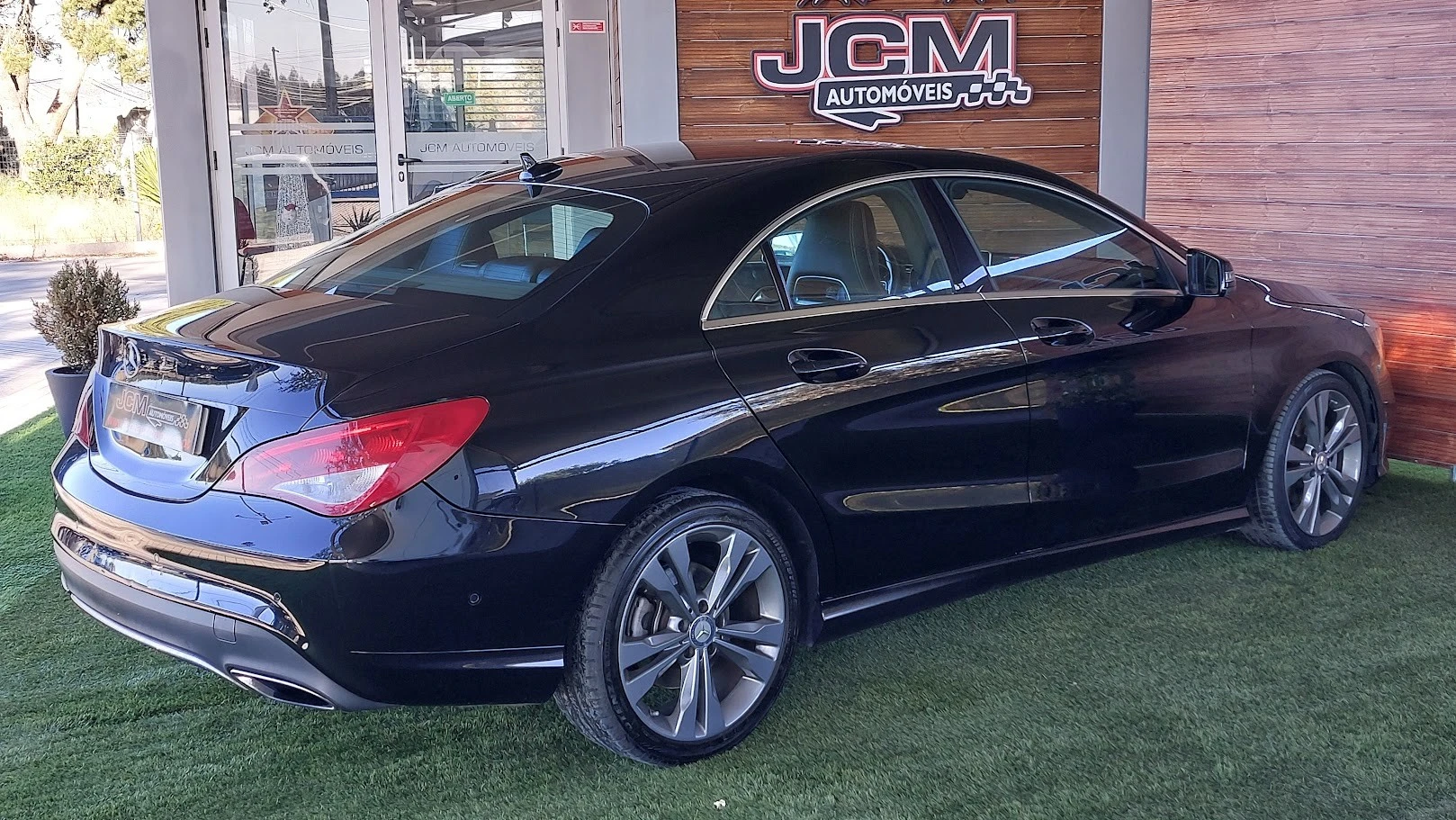 Mercedes-Benz CLA 180 d Shooting Brake Urban