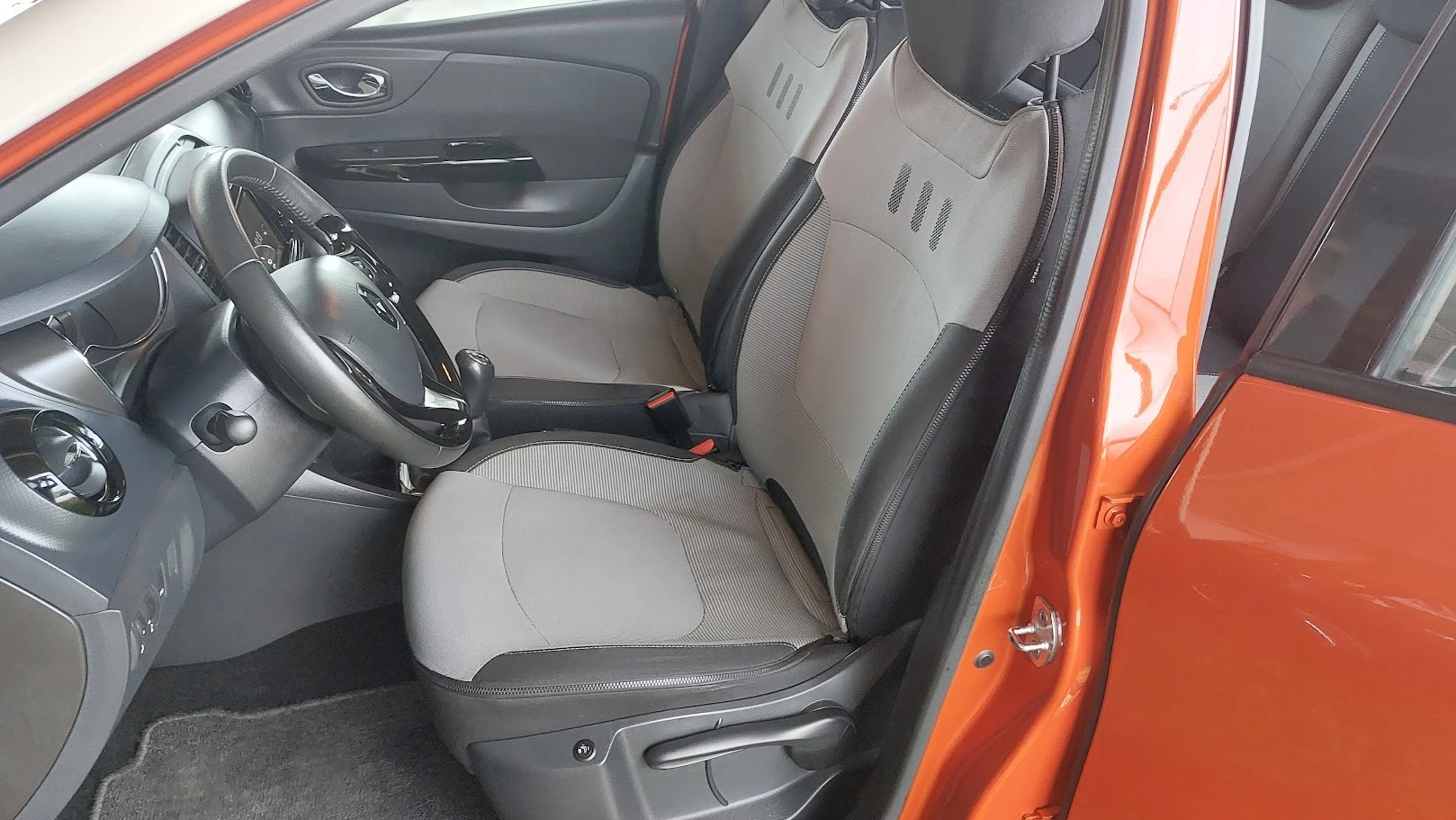 Renault Captur 0.9 TCE Exclusive XMOD