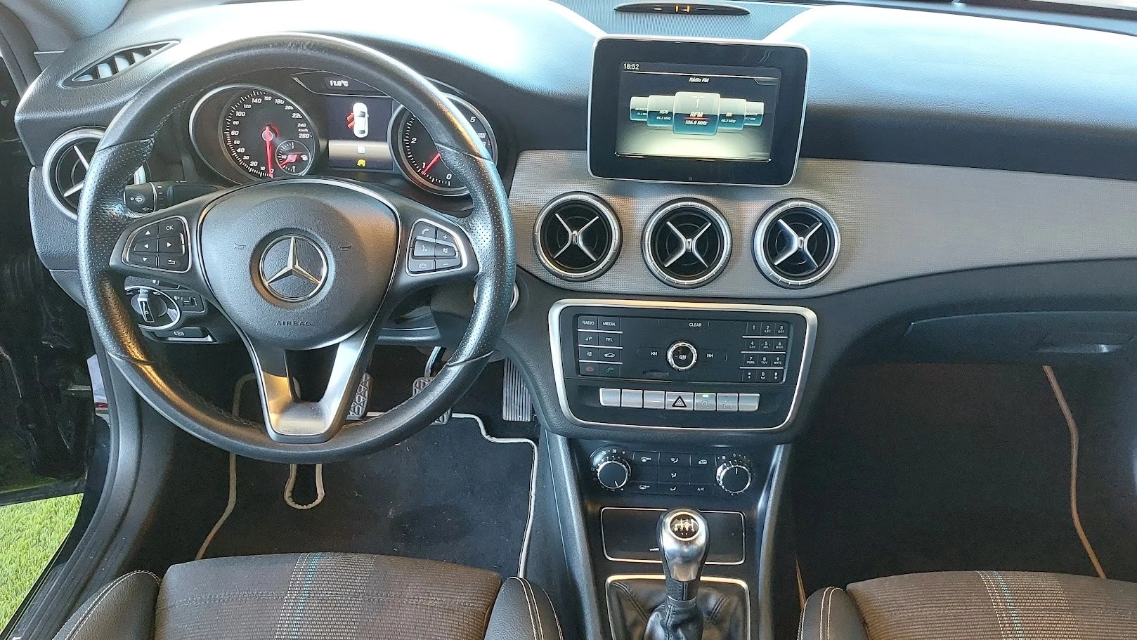 Mercedes-Benz CLA 180 d Shooting Brake Urban