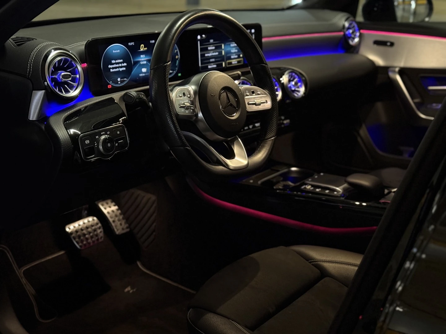Mercedes-Benz A 250 e AMG Line