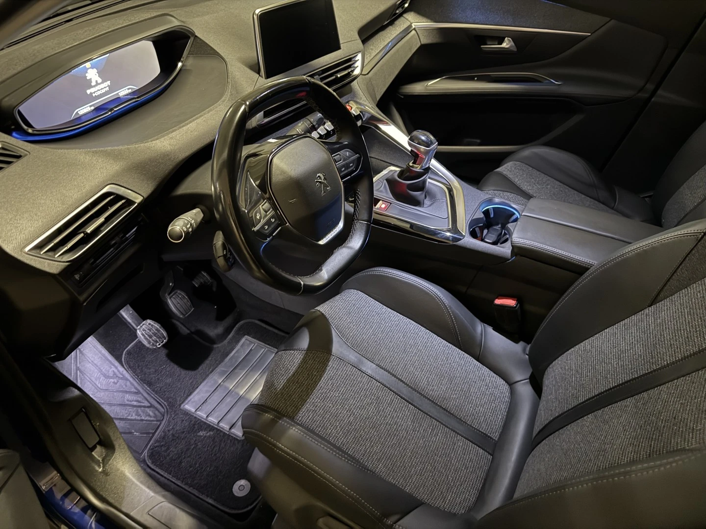 Peugeot 3008 1.5 BlueHDi Allure Pack