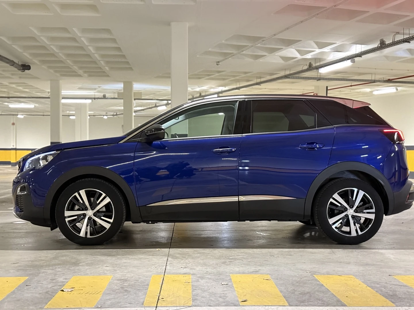 Peugeot 3008 1.5 BlueHDi Allure Pack