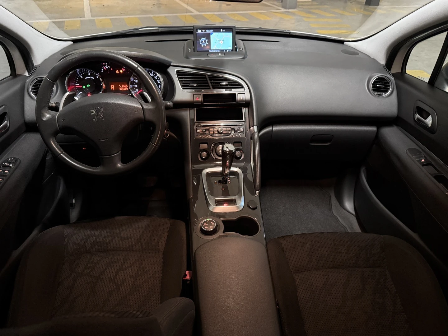 Peugeot 3008 1.6 BlueHDi Allure EAT6