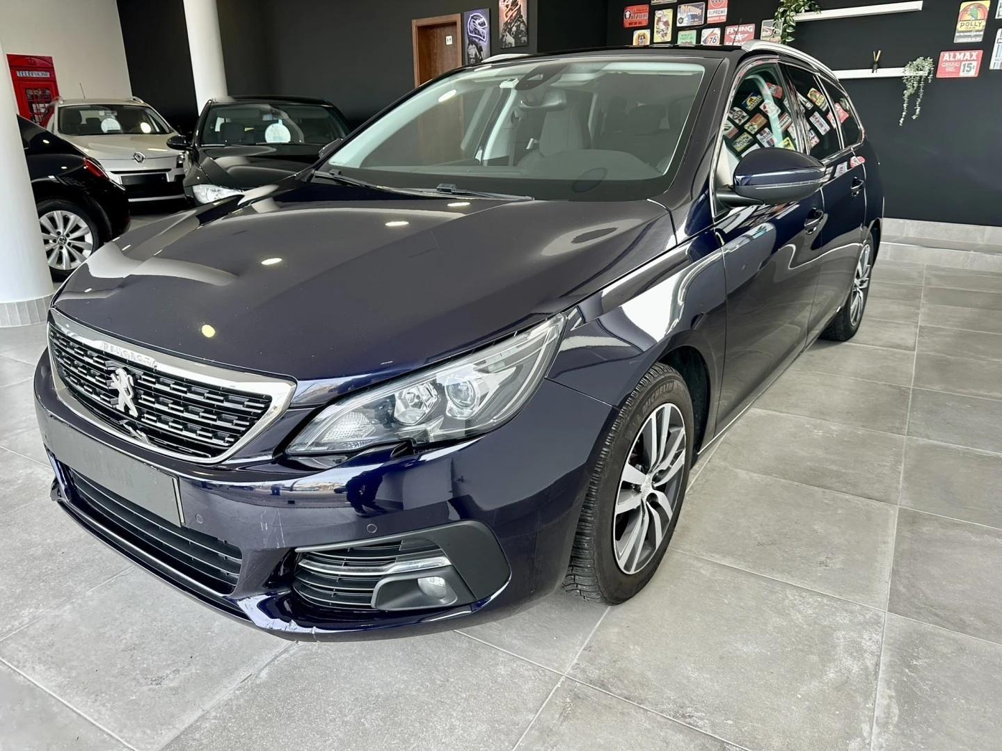 Peugeot 308 SW BlueHDi 130 EAT8 Stop &amp; Start Allure Business-Pack