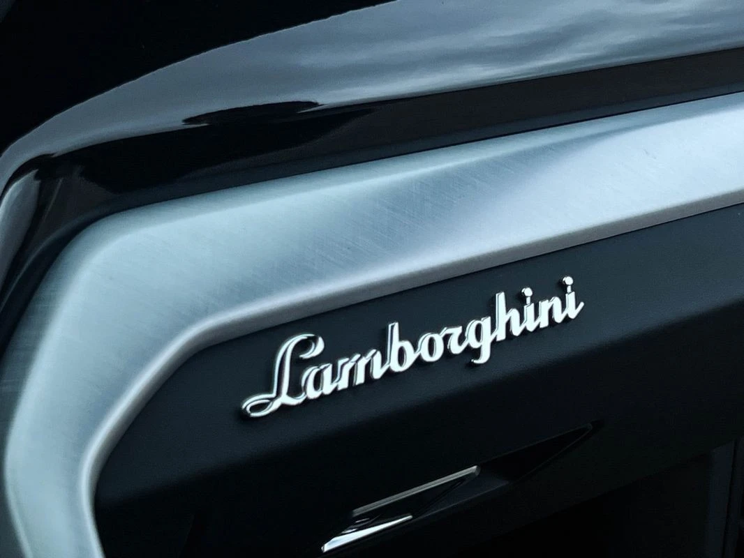 Lamborghini Urus 4.0 V8