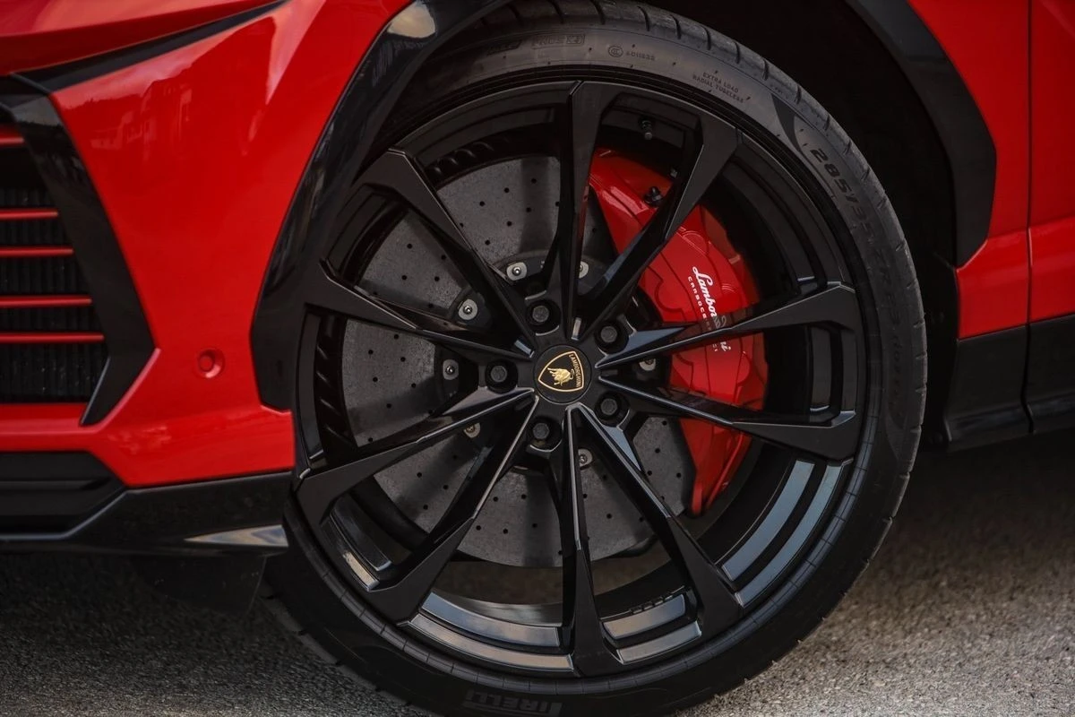 Lamborghini Urus 4.0 V8