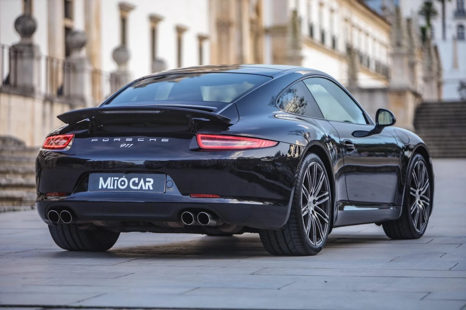 Porsche 911 (991) Carrera 4 Black Edition PDK
