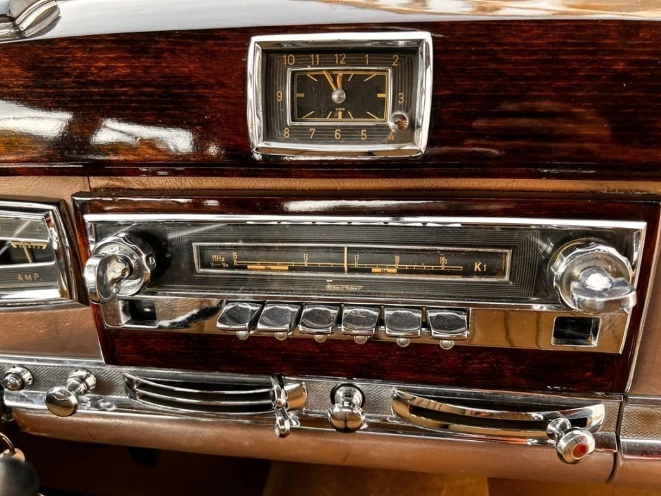 Mercedes-Benz 300 C 300