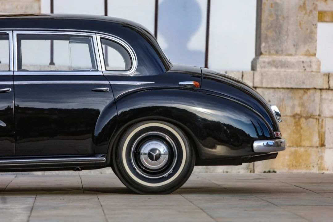 Mercedes-Benz 300 C 300